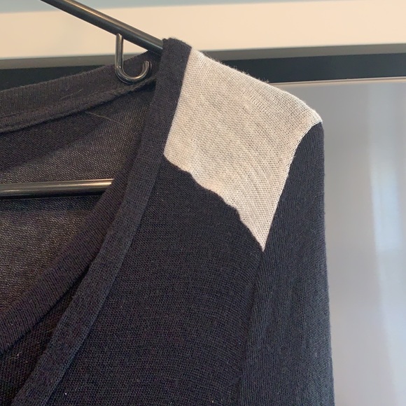 Sweater and t-shirt set - Picture 3 of 11